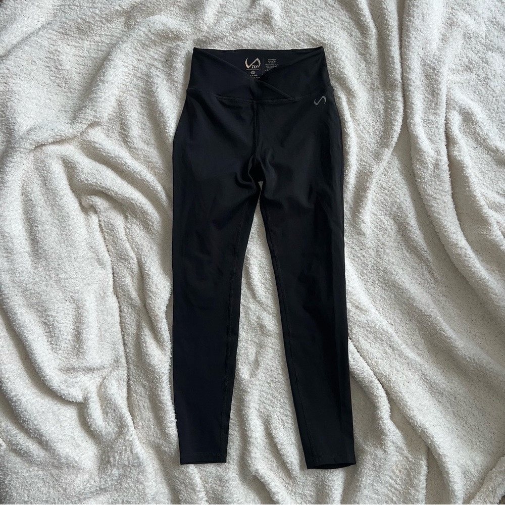 NWOT Black High-Waisted Leggings